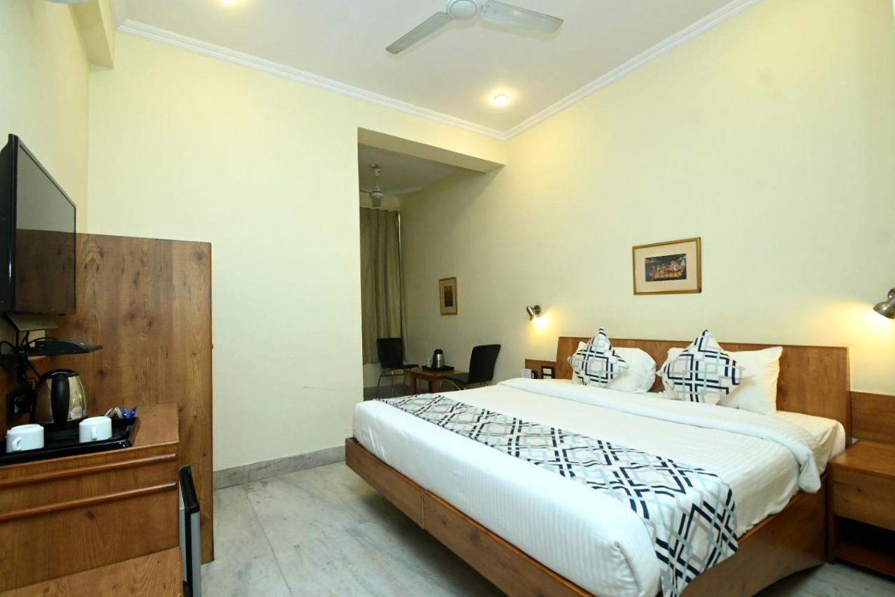 Hotel Yulia- Le Amour Inn Jaipur Eksteriør billede
