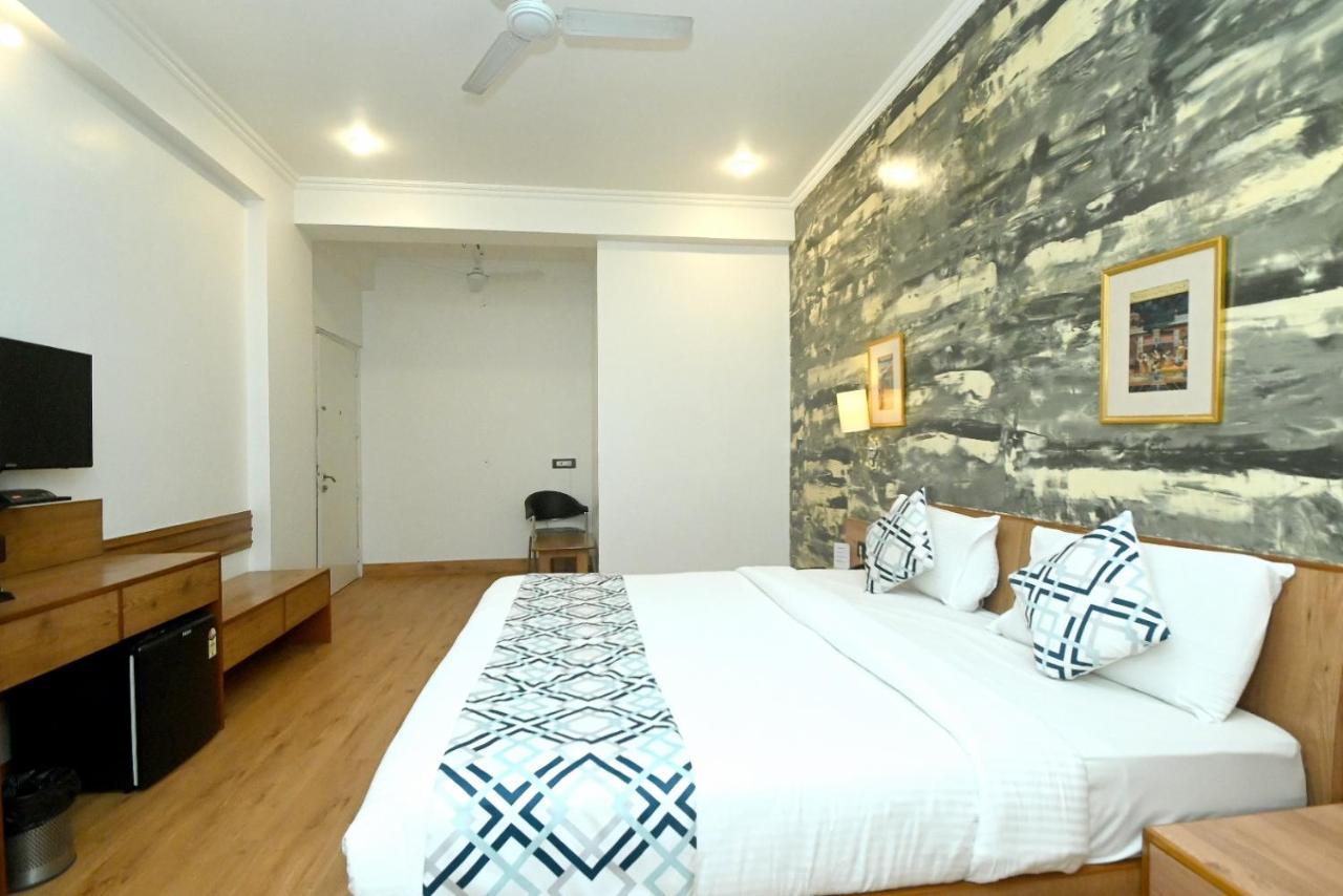 Hotel Yulia- Le Amour Inn Jaipur Eksteriør billede