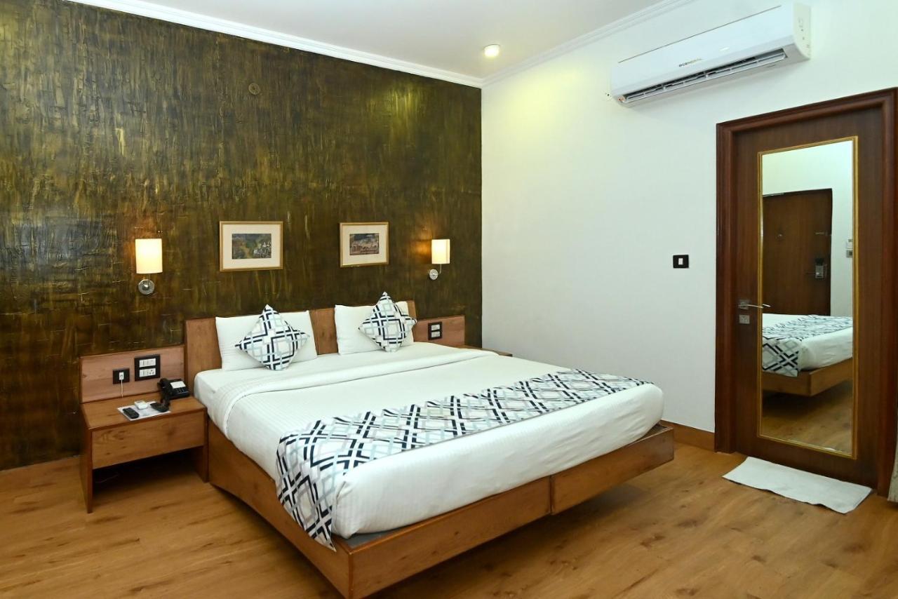 Hotel Yulia- Le Amour Inn Jaipur Eksteriør billede