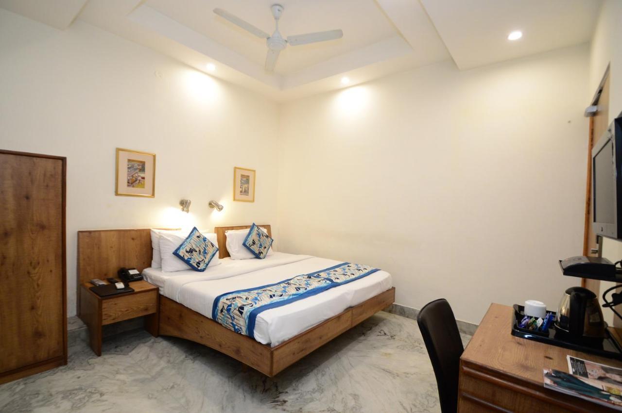 Hotel Yulia- Le Amour Inn Jaipur Eksteriør billede