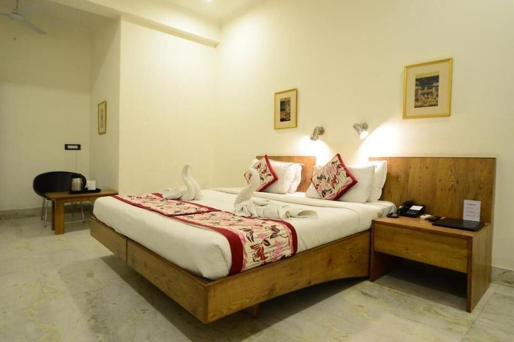 Hotel Yulia- Le Amour Inn Jaipur Eksteriør billede