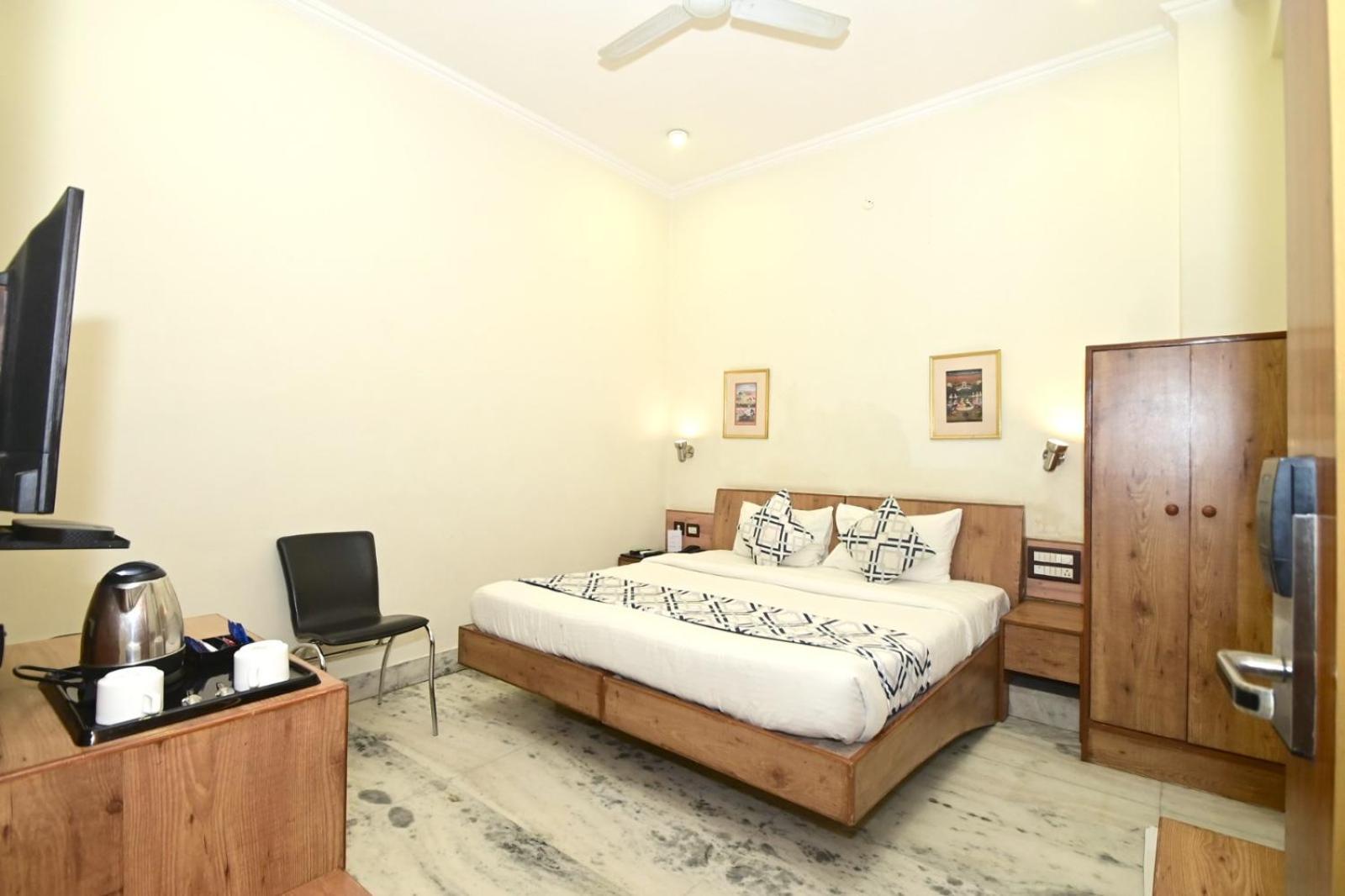 Hotel Yulia- Le Amour Inn Jaipur Eksteriør billede